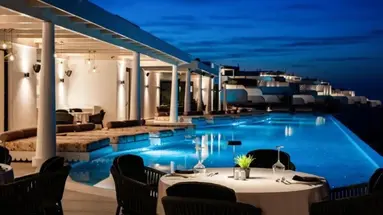 Cresanto Luxury Suites