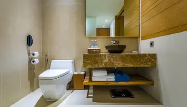 Crest Resort & Pool Villas