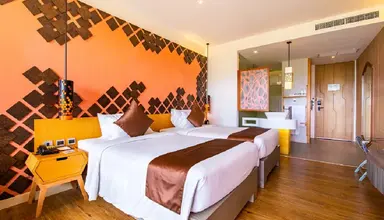 Crest Resort & Pool Villas