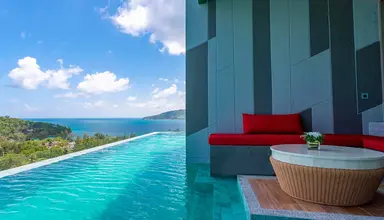 Crest Resort & Pool Villas