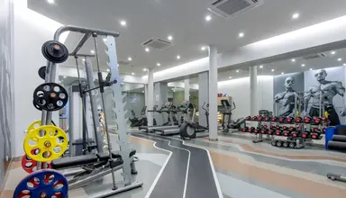 Crest Resort & Pool Villas