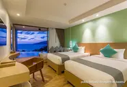 Crest Resort & Pool Villas