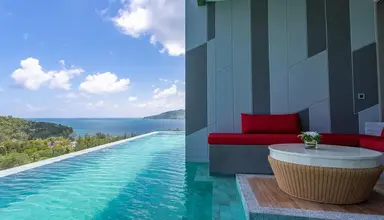 Crest Resort & Pool Villas