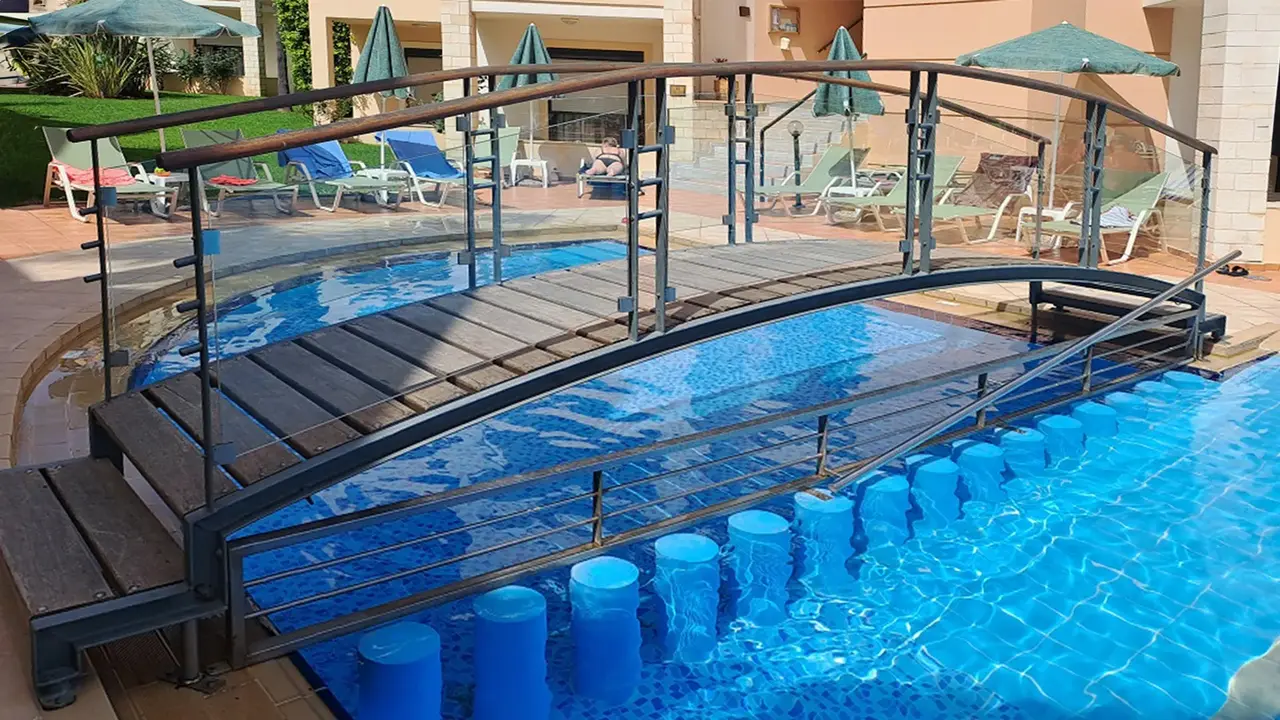 Creta Palm