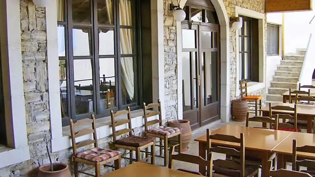 Creta Suites