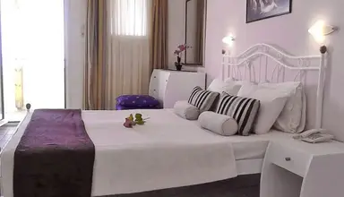 Creta Suites