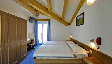 Cristallo (Vigo Di Fassa)