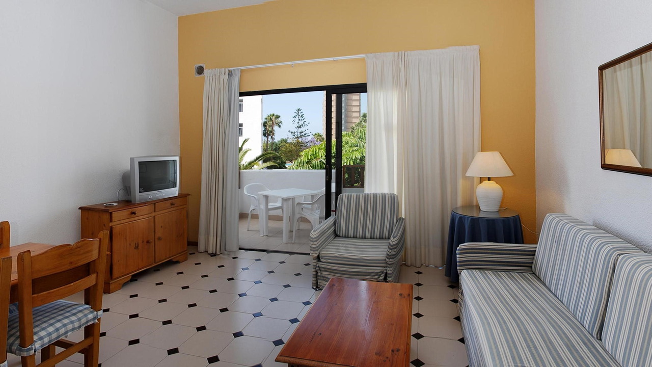 Cristian & Tenerife Sur