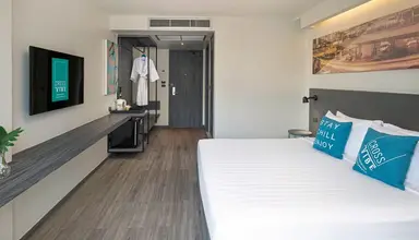Cross Vibe Bangkok Sukhumvit