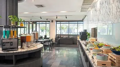 Cross Vibe Bangkok Sukhumvit