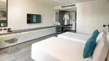 Cross Vibe Bangkok Sukhumvit