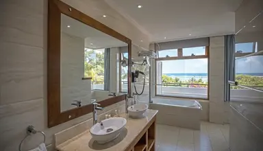 Crown Beach Seychelles