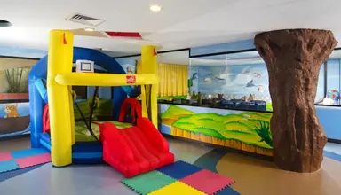 Crown Paradise Club