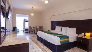 Crown Paradise Club