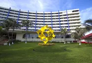 Crown Paradise Club
