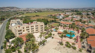Crown Resort Elamaris 