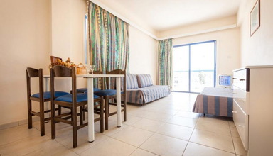 Crown Resort Elamaris 