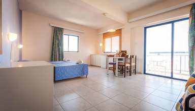 Crown Resort Elamaris 