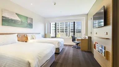 Crowne Plaza (Canberra)