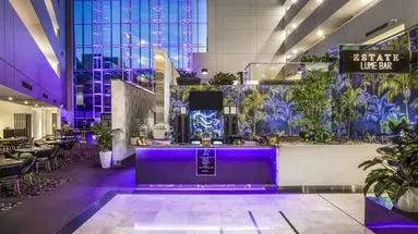 Crowne Plaza (Canberra)