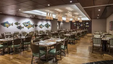 Crowne Plaza Dubai - Deira