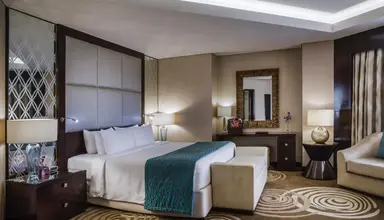 Crowne Plaza Dubai - Deira