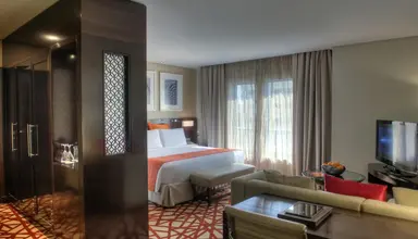 Crowne Plaza Dubai - Deira