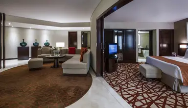 Crowne Plaza Dubai - Deira