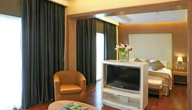 Crowne Plaza Limassol by IHG