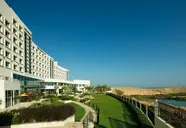 Crowne Plaza Muscat OCEC