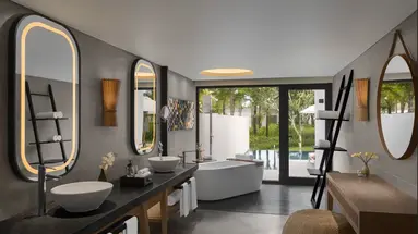 Crowne Plaza Phu Quoc Starbay