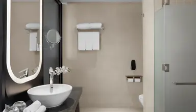 Crowne Plaza Phu Quoc Starbay