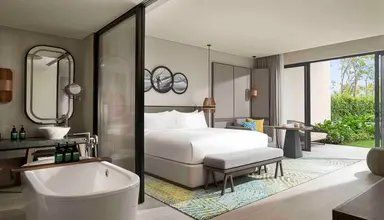 Crowne Plaza Phu Quoc Starbay