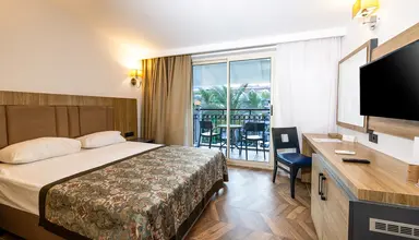 Crystal Aura Beach Resort