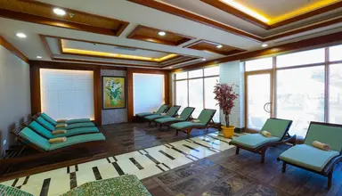 Crystal Family Resort & Spa