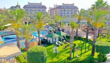 Crystal Family Resort & Spa