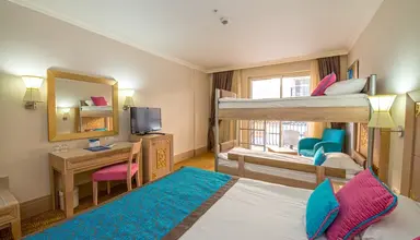 Crystal Family Resort & Spa