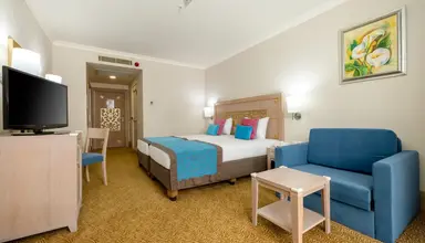 Crystal Family Resort & Spa