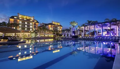 Crystal Family Resort & Spa