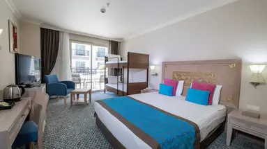 Crystal Family Resort & Spa