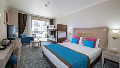 Crystal Family Resort & Spa