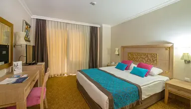 Crystal Family Resort & Spa