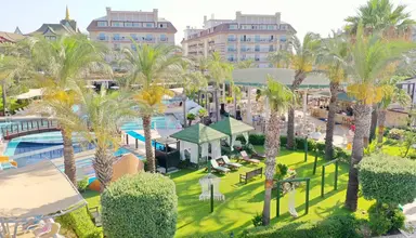 Crystal Family Resort & Spa