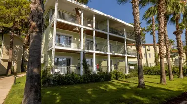 Crystal Flora Beach Resort