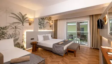 Crystal Flora Beach Resort