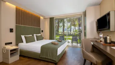 Crystal Flora Beach Resort