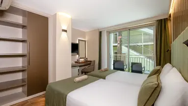 Crystal Flora Beach Resort
