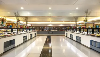 Crystal Flora Beach Resort