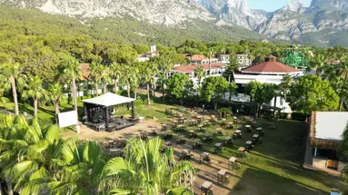 Crystal Flora Beach Resort