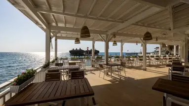 Crystal Flora Beach Resort